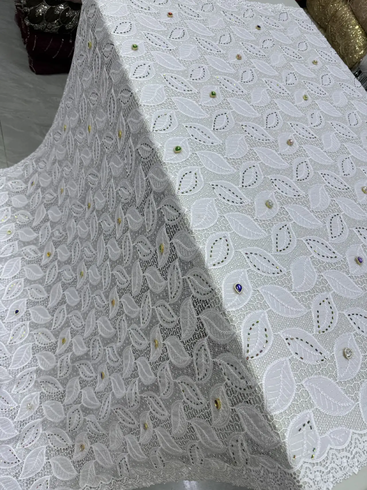 2026 High Quality African Nigerian Embroidery Lace Fabric French Tulle Wedding Party Dress Water Soluble 5 Yards
2026 High Quality African Nigerian Embroidery Lace Fabric French Tulle Wedding Party Dress Water Soluble 5 Yards