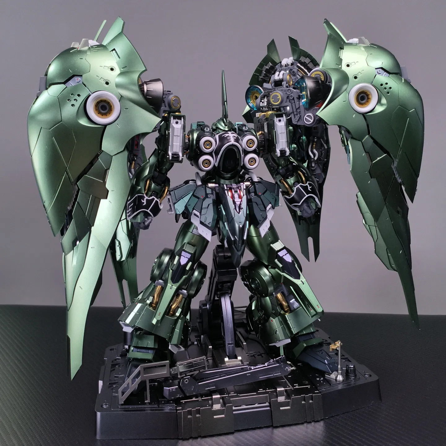 В наличии: Сборная модель AXIS MODEL WORKS OSIRIS AERIAL DOMINATOR 1/100 с подвижными элементами, игрушка-меха NZ-666 Kshatriya, комплект светодиодного освещения.
В наличии: Сборная модель AXIS MODEL WORKS OSIRIS AERIAL DOMINATOR 1/100 с подвижными элементами, игрушка-меха NZ-666 Kshatriya, комплект светодиодного освещения.