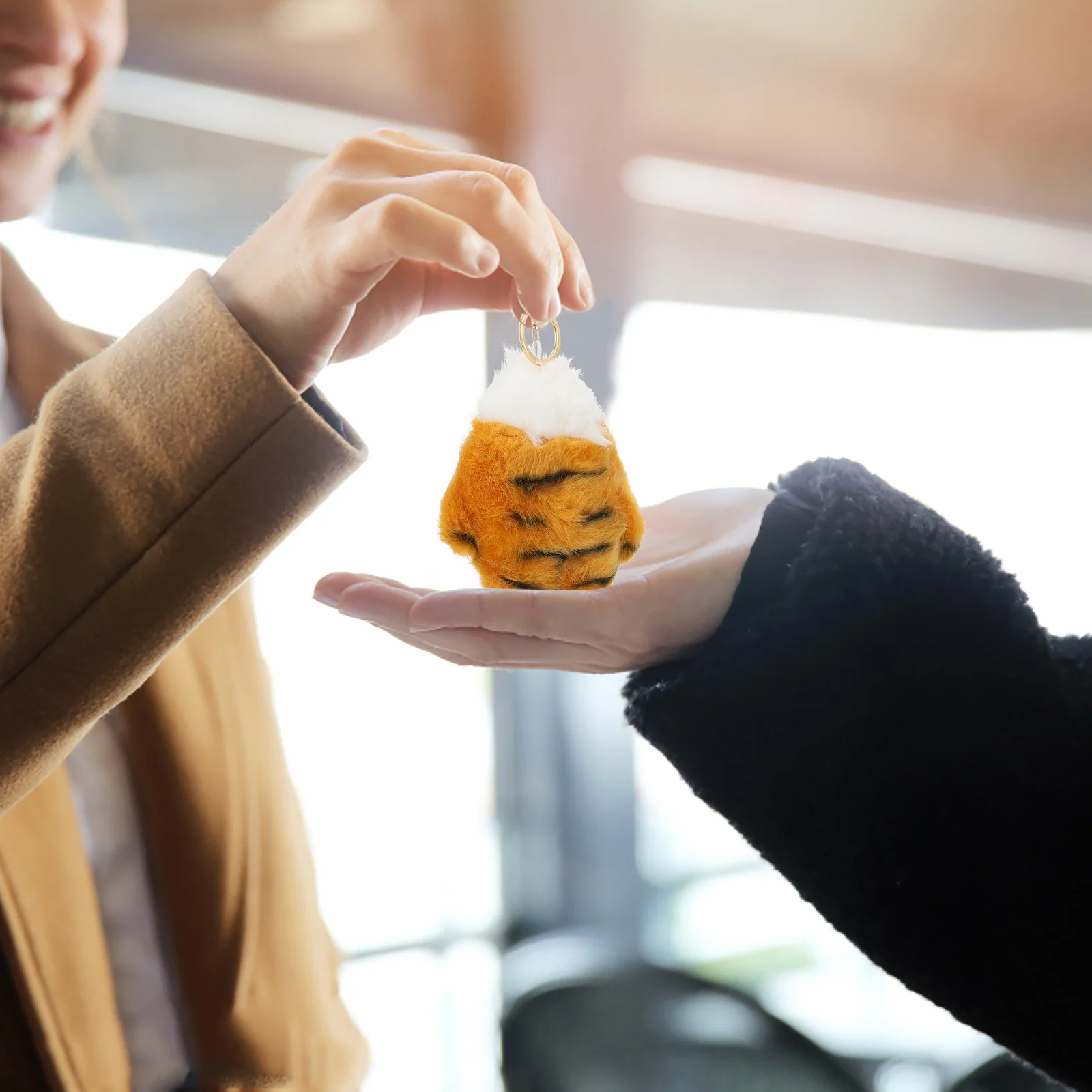 1 шт., подвеска с милыми животными, нежная удобная кожа, реквизит для фотосессии, детский подарок, подвеска в виде лапы с животными, детская игрушка
1 шт., подвеска с милыми животными, нежная удобная кожа, реквизит для фотосессии, детский подарок, подвеска в виде лапы с животными, детская игрушка