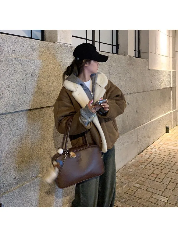 Укороченные куртки из искусственного меха, пальто, женские свадебные куртки унисекс с крыльями летучей мыши в японском стиле, модное пальто с боковыми пуговицами
Укороченные куртки из искусственного меха, пальто, женские свадебные куртки унисекс с крыльями летучей мыши в японском стиле, модное пальто с боковыми пуговицами