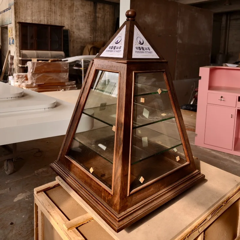 Medieval jewelry jewelry display case Jade porcelain glass display case American French small tower cabinet with lamp
Medieval jewelry jewelry display case Jade porcelain glass display case American French small tower cabinet with lamp