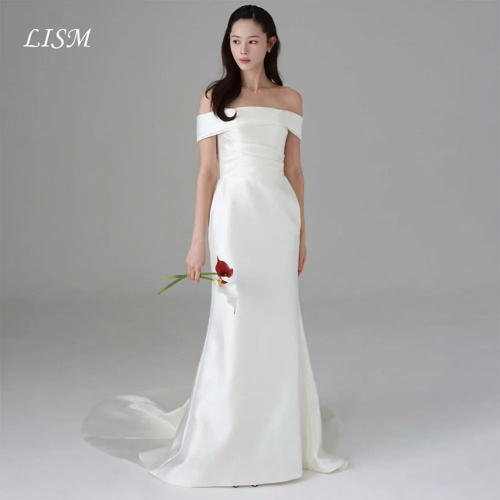 Lism Simple Wedding Dress Off Shoulder Pleated Ivory Satin Mermaid Korea Photo shoot Bridal Reception Gown Custom Made 2026
Lism Simple Wedding Dress Off Shoulder Pleated Ivory Satin Mermaid Korea Photo shoot Bridal Reception Gown Custom Made 2026