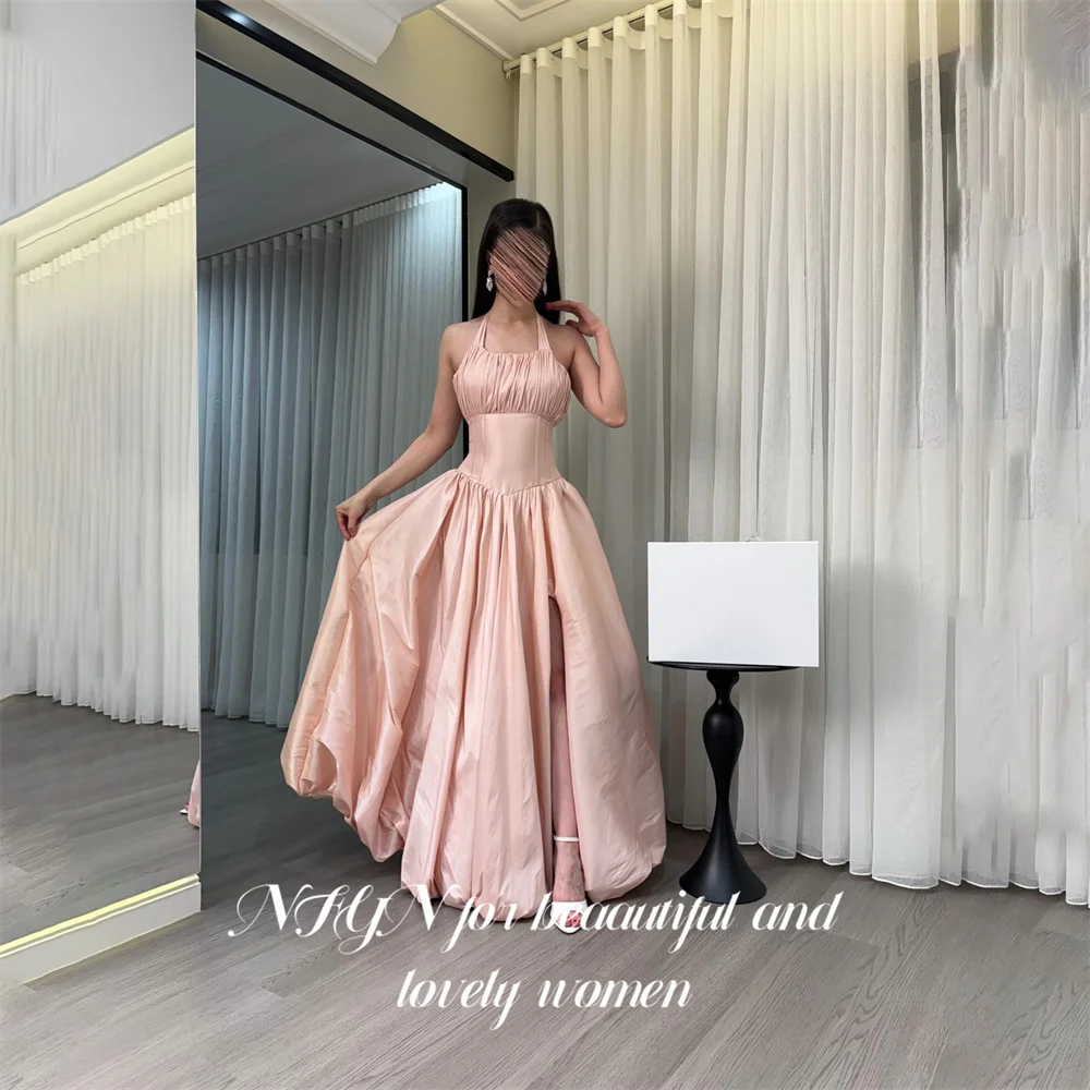 NFYN Pink Satin 프롬 드레 Halter Neck Sleeveless Prom Gown Lace Up Back A Line Party Dress for Formal Event Unique Customized
NFYN Pink Satin 프롬 드레 Halter Neck Sleeveless Prom Gown Lace Up Back A Line Party Dress for Formal Event Unique Customized