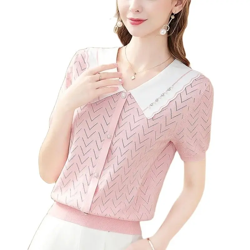 New Summer Upscale Short Sleeve Ice Silk Women's Knitwear Wild Pullover V Neck Thin Coat Loose Hollow Out Female Short Tops
New Summer Upscale Short Sleeve Ice Silk Women's Knitwear Wild Pullover V Neck Thin Coat Loose Hollow Out Female Short Tops