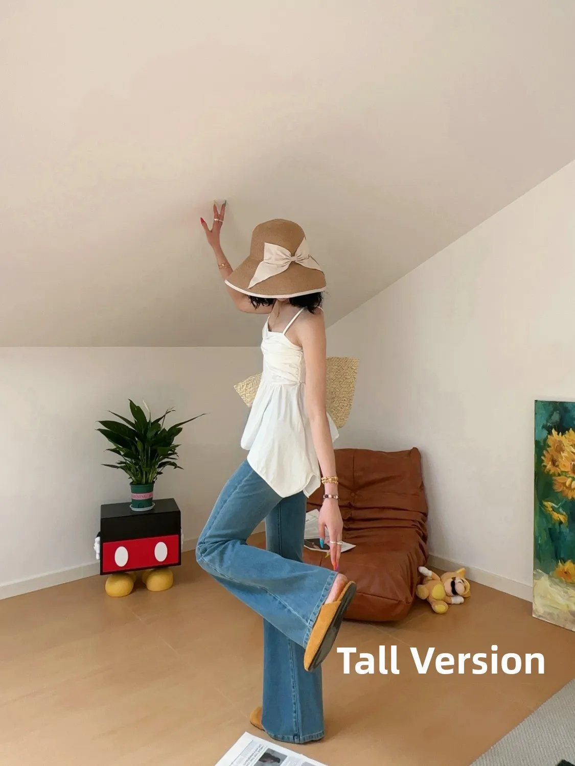 Утягивающие расклешенные джинсы с высокой талией, женские самозатягивающиеся четырехсторонние эластичные длинные домашние джинсы удлиненной длины
Утягивающие расклешенные джинсы с высокой талией, женские самозатягивающиеся четырехсторонние эластичные длинные домашние джинсы удлиненной длины