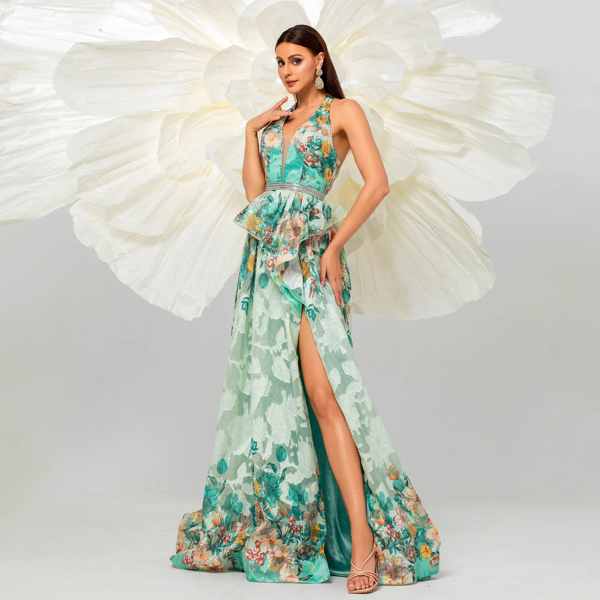 Высококачественное длинное свадебное платье длиной до пола, вечернее платье, китайское производство, полиэфирная ткань с высокой талией для свадьбы и...
Высококачественное длинное свадебное платье длиной до пола, вечернее платье, китайское производство, полиэфирная ткань с высокой талией для свадьбы и...