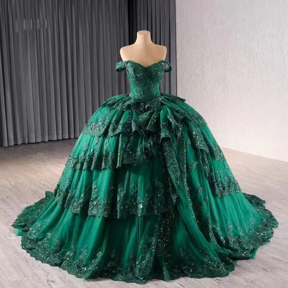 Vestidos Quinceañeras Estilo Princesa Off Shoulder Sweetheart Appliques Lace Up Back Green Long Dress For Special Occasions
Vestidos Quinceañeras Estilo Princesa Off Shoulder Sweetheart Appliques Lace Up Back Green Long Dress For Special Occasions
