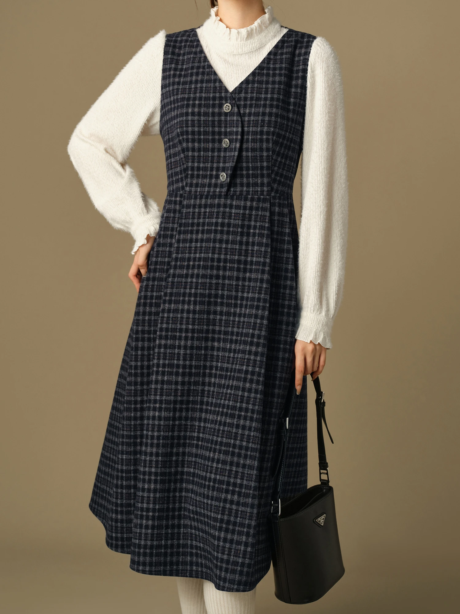 DUSHU 52.6% Wool Dress Women Fake Two Piece Dress Patchwork Design Female Winter Blue Plaid Long A-LINE Dresses 24DS84562
DUSHU 52.6% Wool Dress Women Fake Two Piece Dress Patchwork Design Female Winter Blue Plaid Long A-LINE Dresses 24DS84562