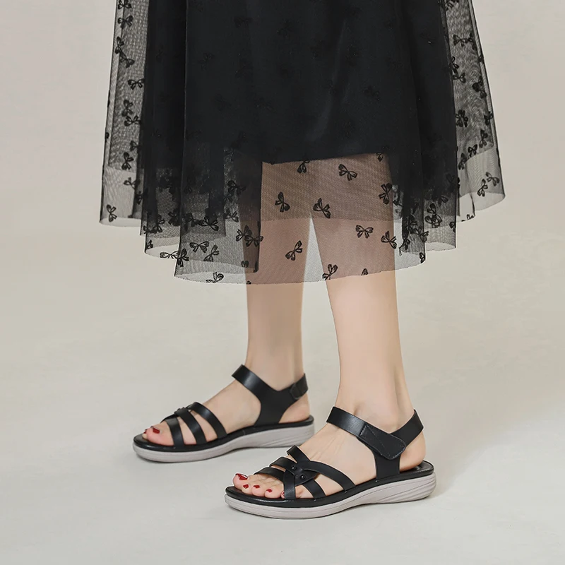 Summer Black Trendy Women's Sandals Slope Heel Thick Bottom Comfortable Soft Bottom Versatile Elegant Soft Leather Looks Thin
Summer Black Trendy Women's Sandals Slope Heel Thick Bottom Comfortable Soft Bottom Versatile Elegant Soft Leather Looks Thin