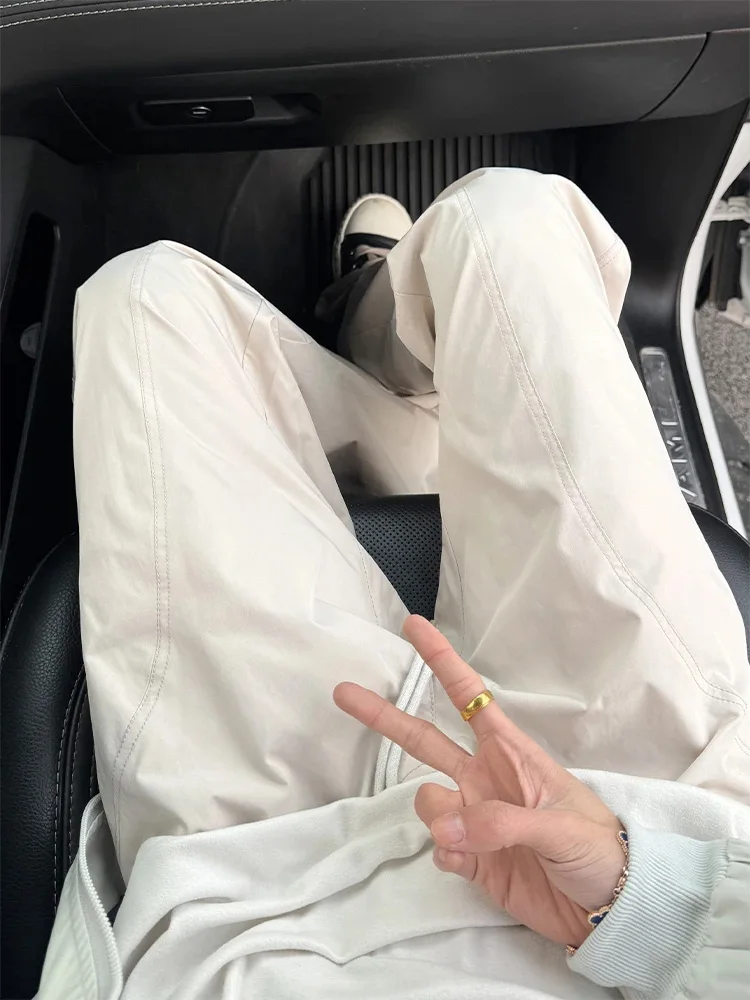 Men's Soft Cargo Pants Ice Silk Quick Dry Straight Leg Casual Trousers Spring Summer Lightweight Breathable Pants
Men's Soft Cargo Pants Ice Silk Quick Dry Straight Leg Casual Trousers Spring Summer Lightweight Breathable Pants