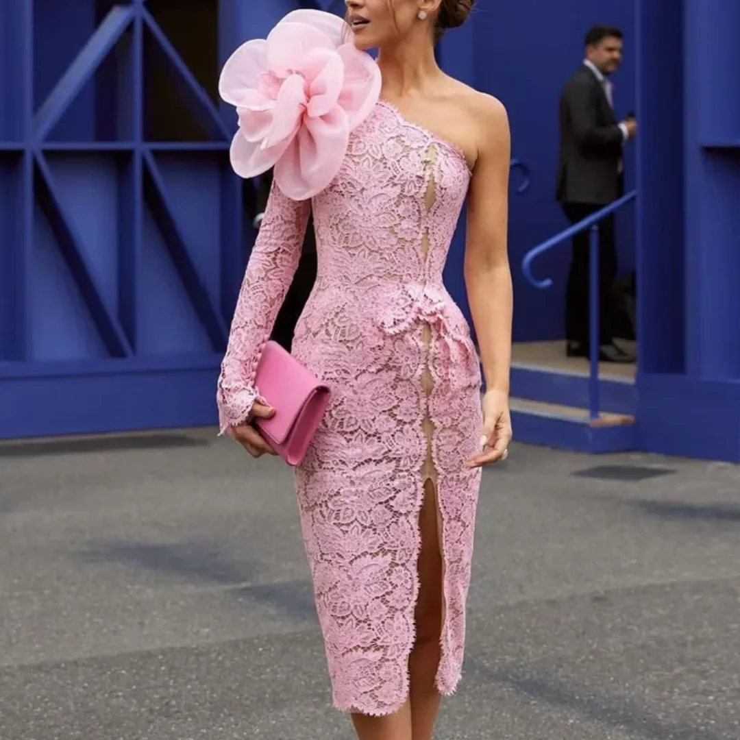 Applique Prom Gowns Layered Floral Party Dress with Sleeve Midi Calf Length Pink Lace One Shoulder Women Dress Customized
Applique Prom Gowns Layered Floral Party Dress with Sleeve Midi Calf Length Pink Lace One Shoulder Women Dress Customized