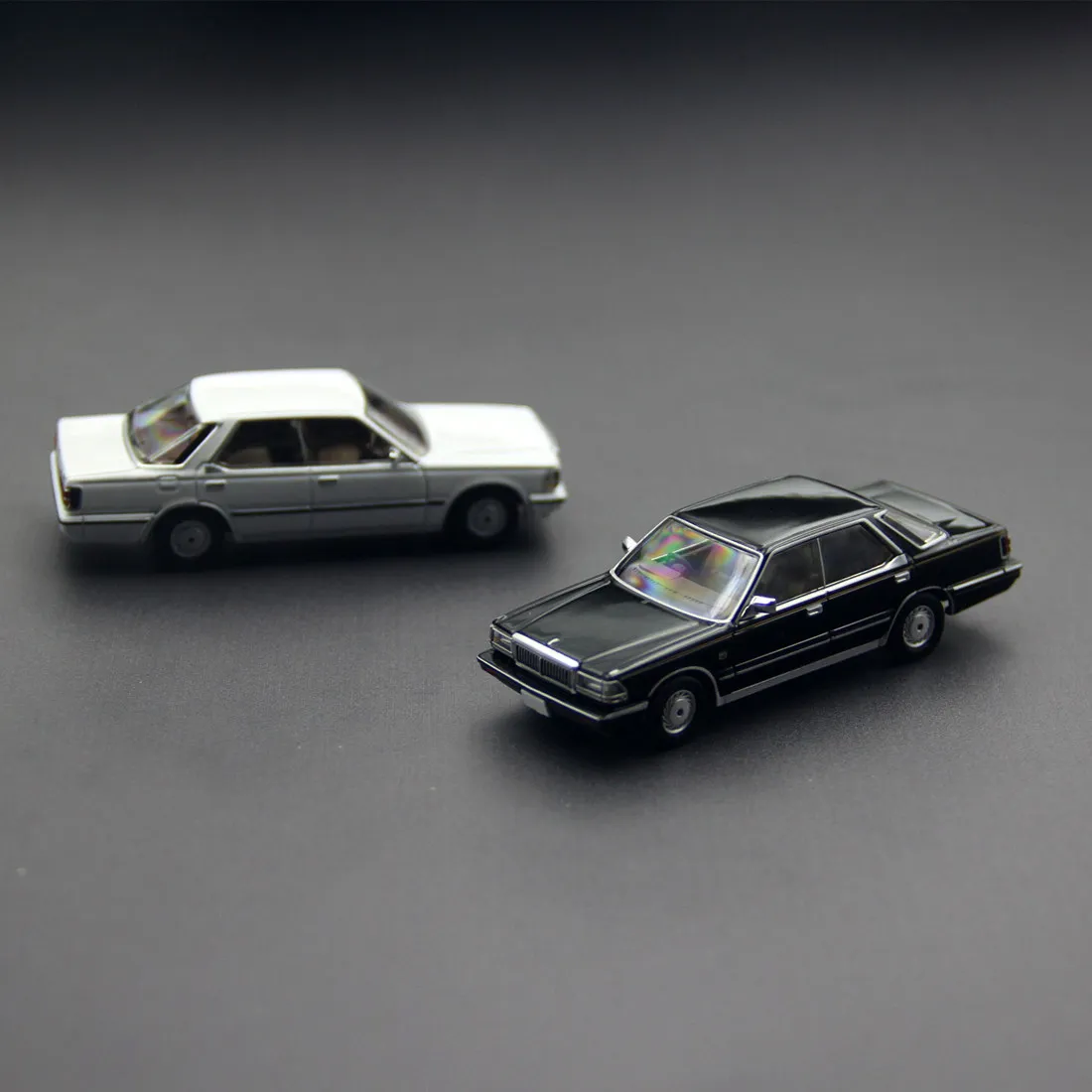 In Stock Original Genuine TAKARA TOMY Tlv Simulation Collectible Alloy Toy Car Model Nissan Duke V30 Black N168c
In Stock Original Genuine TAKARA TOMY Tlv Simulation Collectible Alloy Toy Car Model Nissan Duke V30 Black N168c