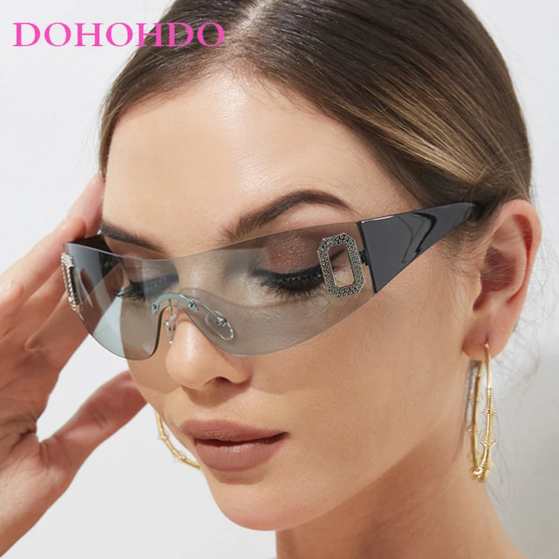 Y2K Trendy Rimless One Piece Women Sunglasses Luxury Brand Designer Men Sun Glasses Punk Shades Cycling Windproof Goggles UV400
Y2K Trendy Rimless One Piece Women Sunglasses Luxury Brand Designer Men Sun Glasses Punk Shades Cycling Windproof Goggles UV400