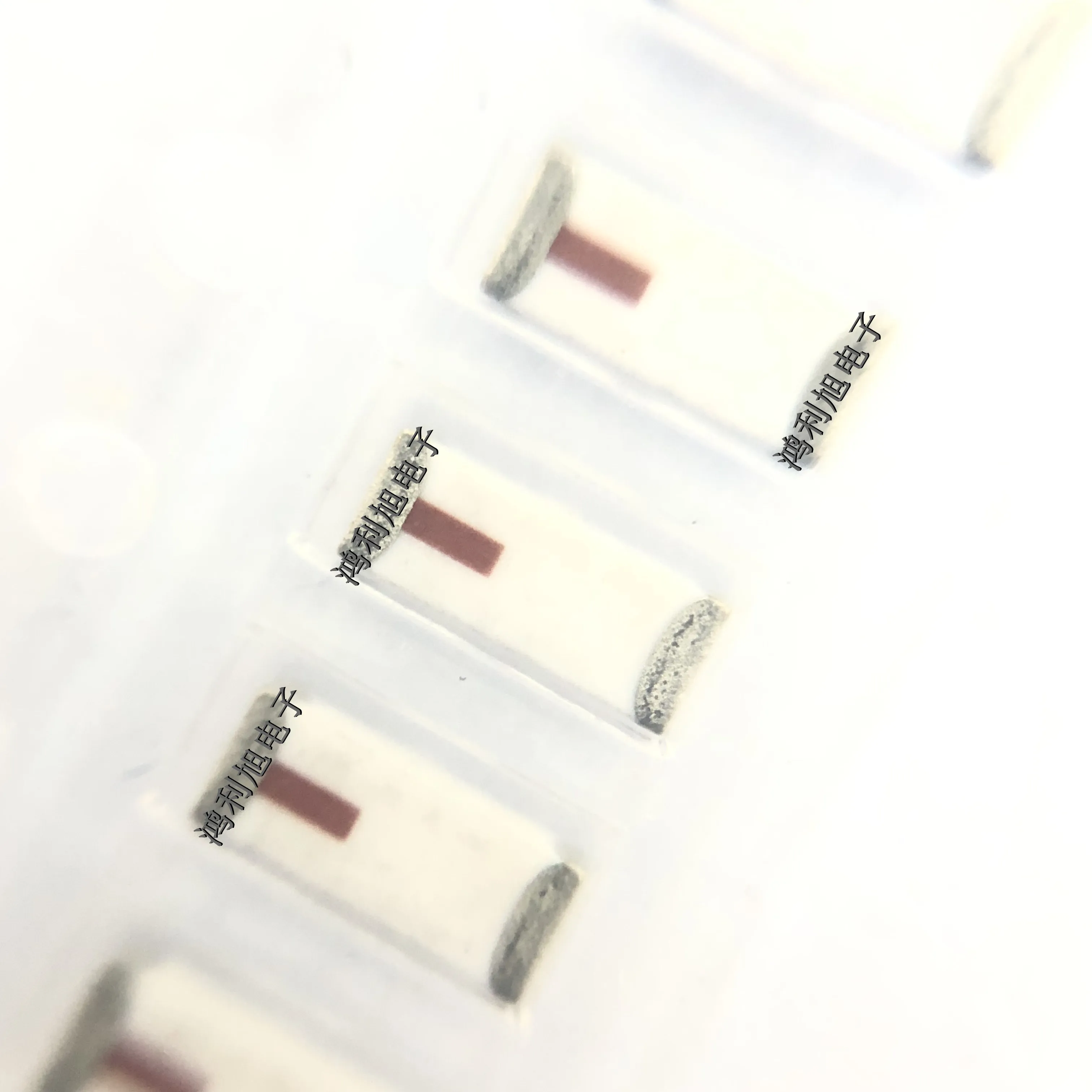 20pcs/Lot AT5020-B2R8HAAT/LF AT5020-B2R8HAAT SMD 2.8GHz WLAN, Home RF, Bluetooth Multilayer Chip Antenna
20pcs/Lot AT5020-B2R8HAAT/LF AT5020-B2R8HAAT SMD 2.8GHz WLAN, Home RF, Bluetooth Multilayer Chip Antenna