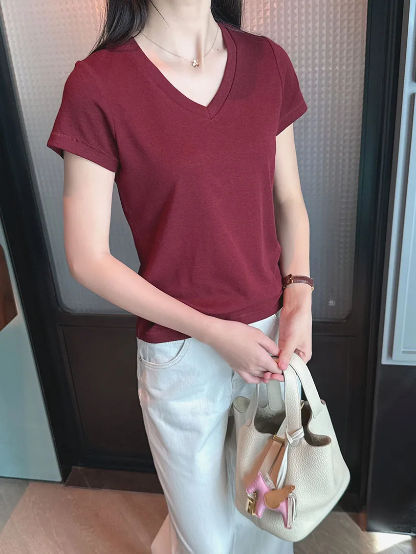 Мягкая, похожая на кожу футболка V-Ne Slim Fit Basic Color ort Sve Универсальная повседневная одежда Удобный дышащий женский топ
Мягкая, похожая на кожу футболка V-Ne Slim Fit Basic Color ort Sve Универсальная повседневная одежда Удобный дышащий женский топ