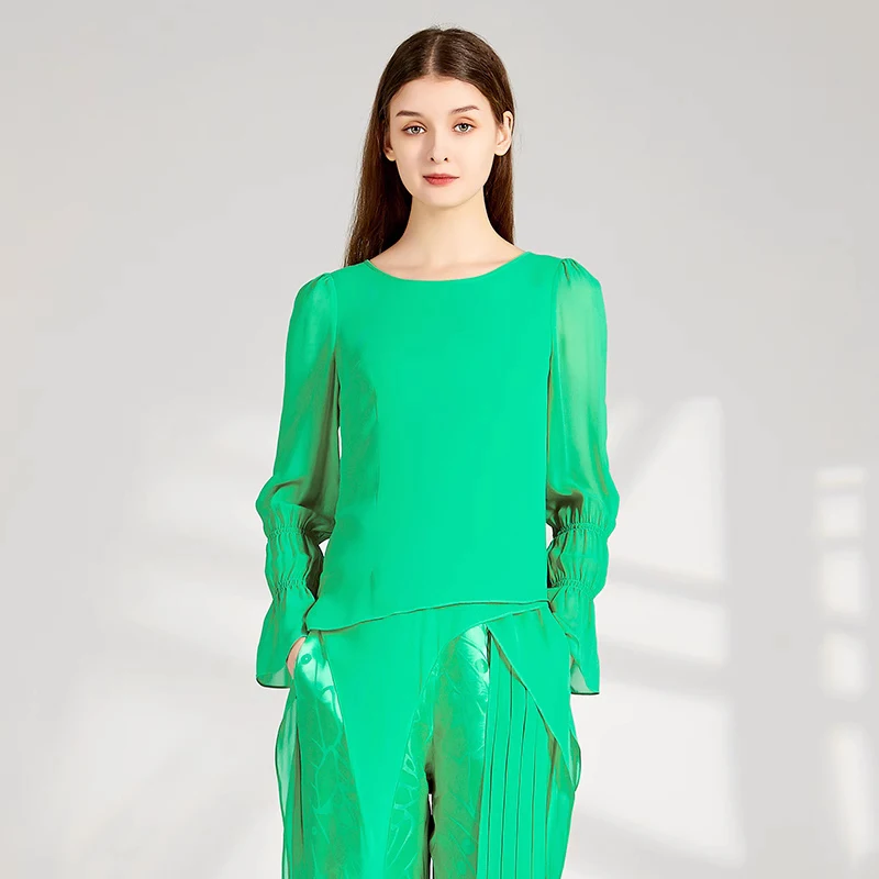 Silk Mai Green Georgi Round Neck Flare Long Sleeve Tops Women Elegant Asymmetric Design Simple Casual T-shirt BY312
Silk Mai Green Georgi Round Neck Flare Long Sleeve Tops Women Elegant Asymmetric Design Simple Casual T-shirt BY312