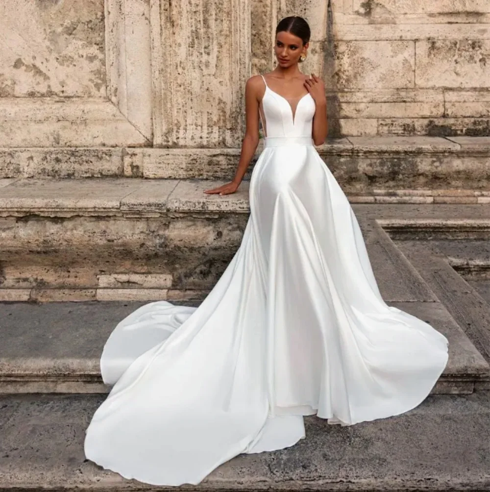 Fall In Love Sexy Spaghetti Straps Wedding Dress V-Neck Zipper Or Lace-Up Back A-Line Satin Bridal Gown New Wedding Party Dress
Fall In Love Sexy Spaghetti Straps Wedding Dress V-Neck Zipper Or Lace-Up Back A-Line Satin Bridal Gown New Wedding Party Dress
