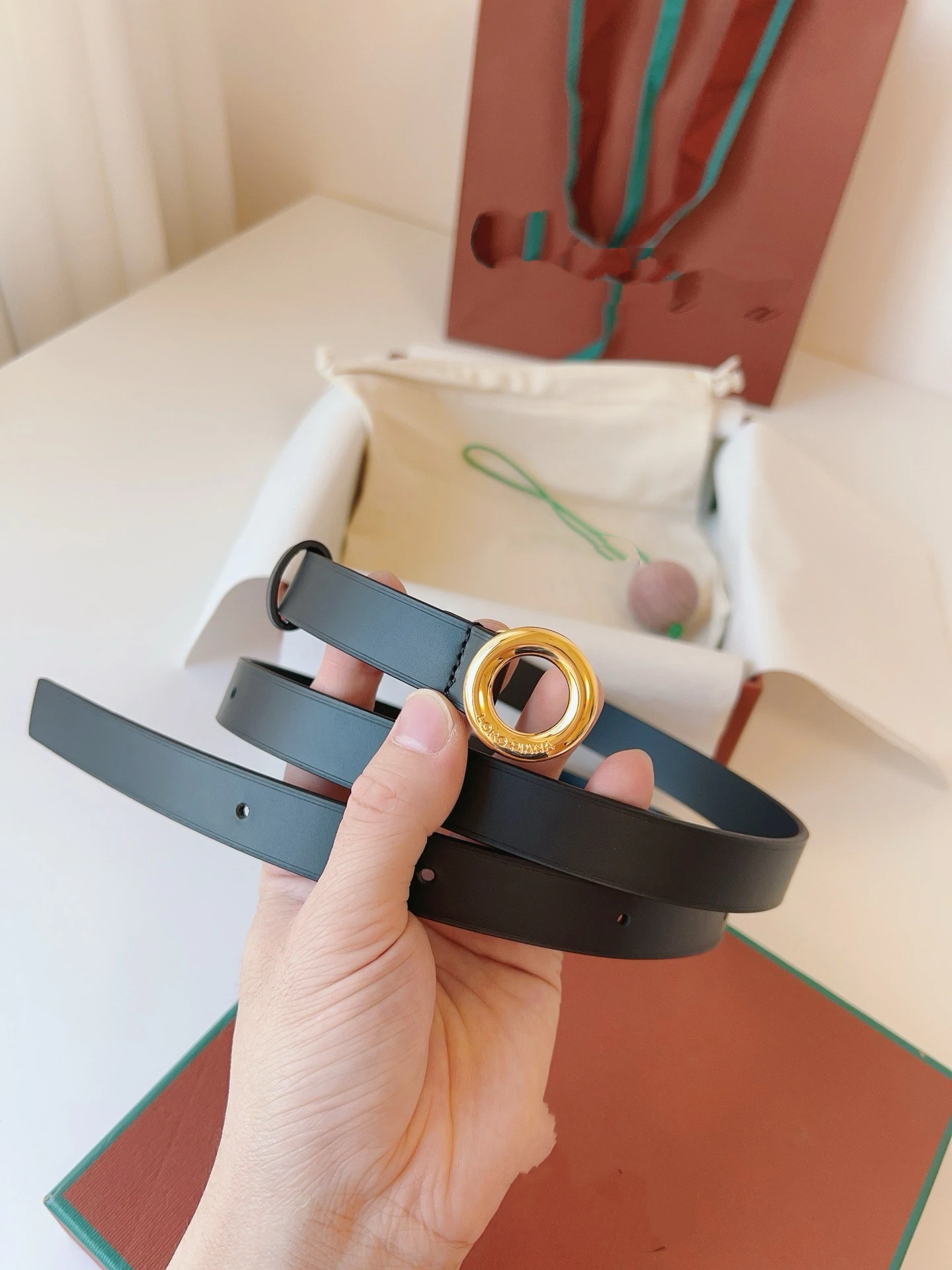 Luxury Designer Famous Brand Belt High Quality Genuine Leather Fashion Women Belt Jeans Waistbands For Dressmen party Men belt
Luxury Designer Famous Brand Belt High Quality Genuine Leather Fashion Women Belt Jeans Waistbands For Dressmen party Men belt