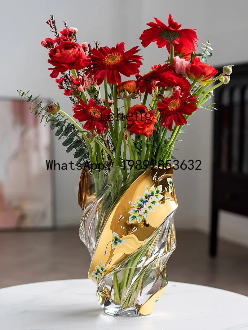 Summer Crystal Glass Vase Handmade Enamel Red Vase Fashion Painting
Summer Crystal Glass Vase Handmade Enamel Red Vase Fashion Painting