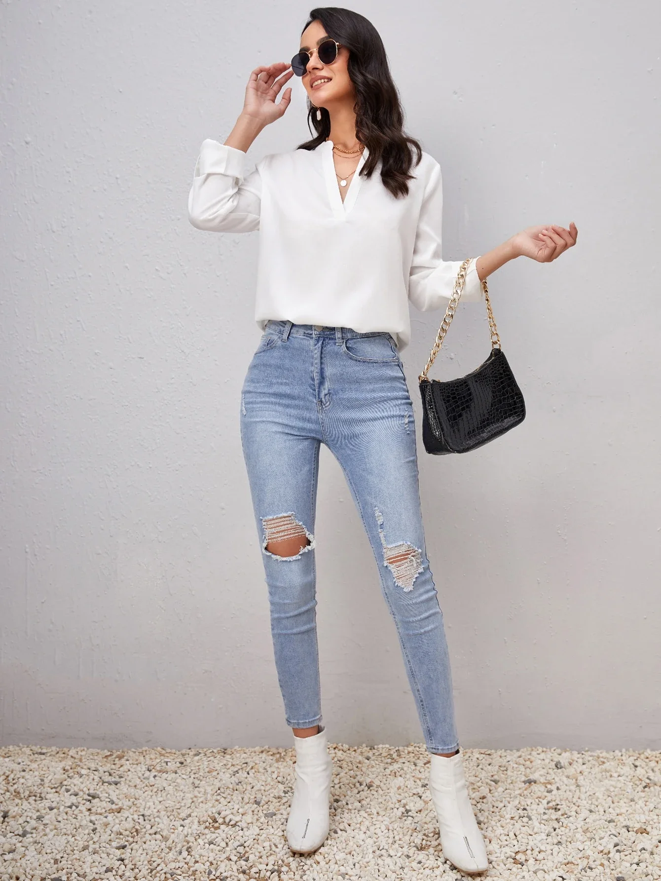 Roll Tab Sleeve Notched Neck Blouse Long Sleeve Casual Top
Roll Tab Sleeve Notched Neck Blouse Long Sleeve Casual Top