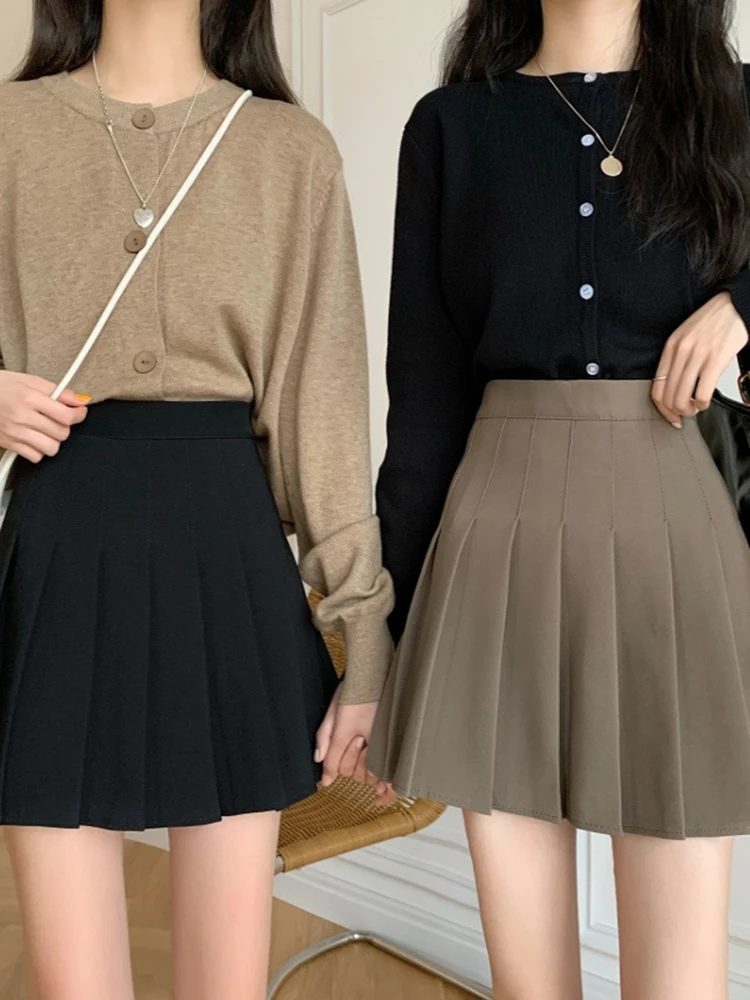 Женская плиссированная юбка больших размеров цвета хаки с высокой талией, облегающая, короткая, А-силуэт, новая весенняя коллекция, в корейском стиле, для повседневной носки, Pure C...
Женская плиссированная юбка больших размеров цвета хаки с высокой талией, облегающая, короткая, А-силуэт, новая весенняя коллекция, в корейском стиле, для повседневной носки, Pure C...