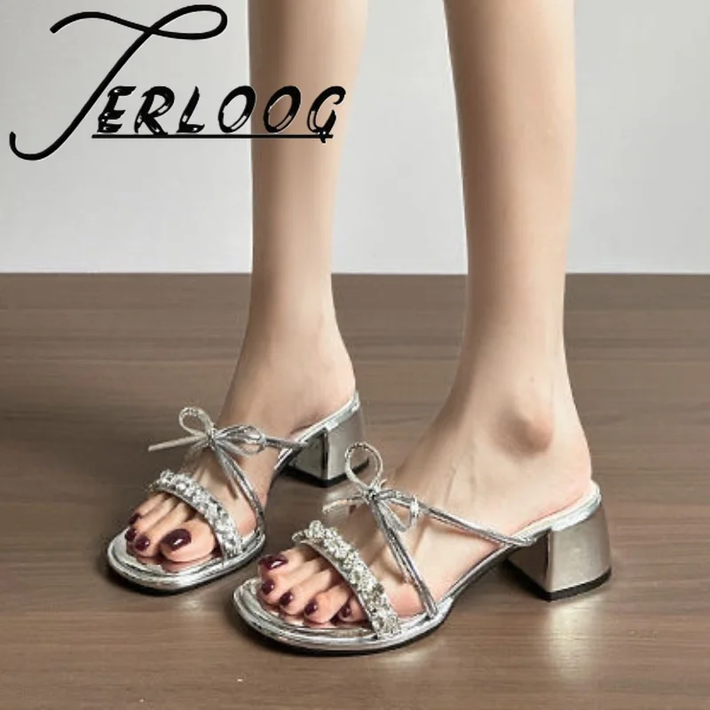 Summer Women Sandals Chunky Bow Crystal Slippers 2025 New Slingback Shoes Open Toe Luxury Party Dress Sandalias Pumps Ladies
Summer Women Sandals Chunky Bow Crystal Slippers 2025 New Slingback Shoes Open Toe Luxury Party Dress Sandalias Pumps Ladies