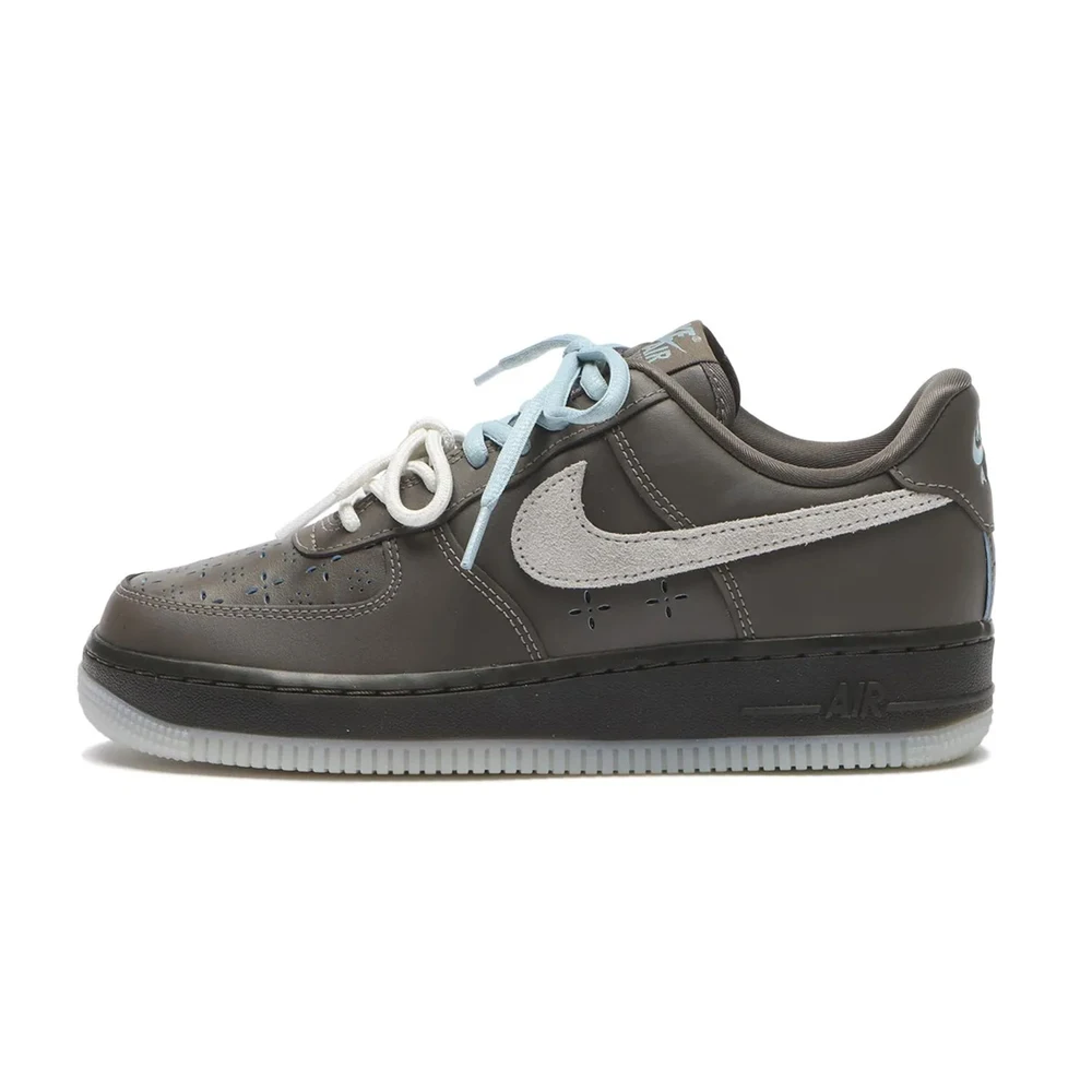 Nike Women's AIR FORCE 1 '07 LV8 Sports and Leisure Shoes IR5690-256
Nike Women's AIR FORCE 1 '07 LV8 Sports and Leisure Shoes IR5690-256