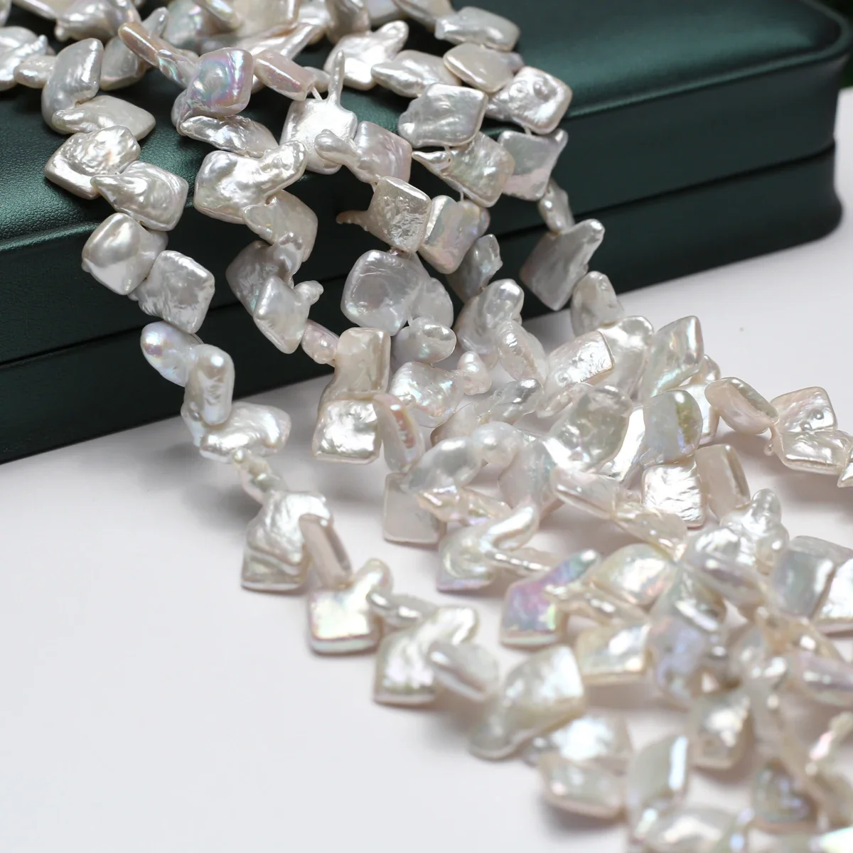 10-15mm4A Dazzling Natural Freshwater Baroque Diamond Isolated Loose Bead Women Jewelry Make DIY Necklace Bracelet Accessories
10-15mm4A Dazzling Natural Freshwater Baroque Diamond Isolated Loose Bead Women Jewelry Make DIY Necklace Bracelet Accessories