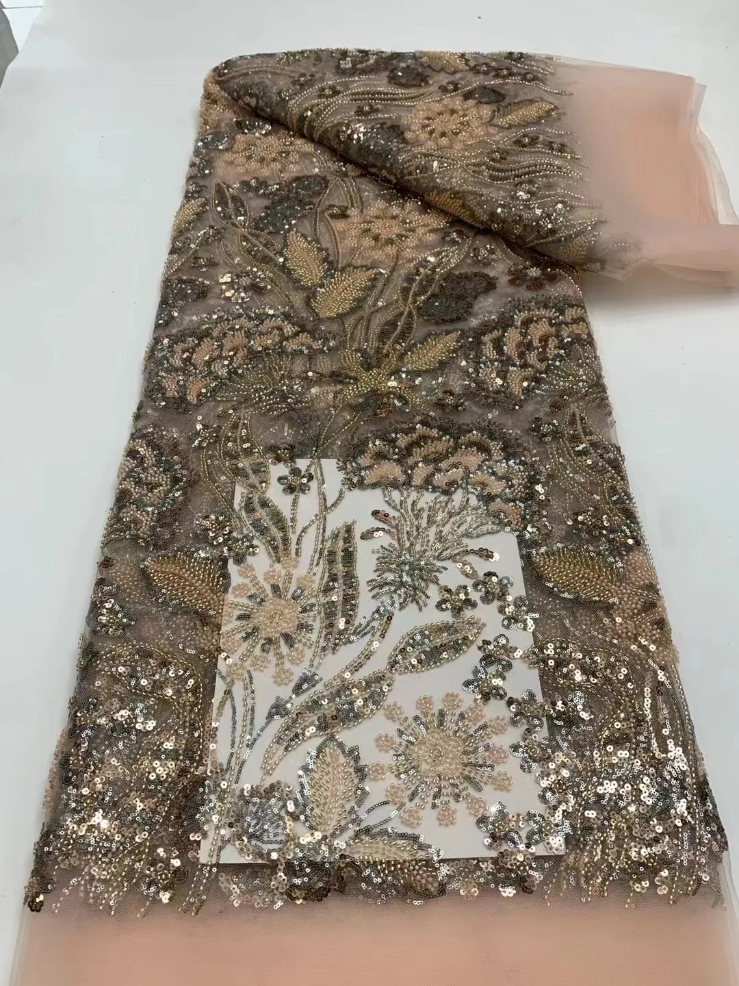 Luxury African Beads Lace Fabric 2024 High Quality French Groom Embroidery Sequins Lace Fabrics For Christmas Sewing
Luxury African Beads Lace Fabric 2024 High Quality French Groom Embroidery Sequins Lace Fabrics For Christmas Sewing
