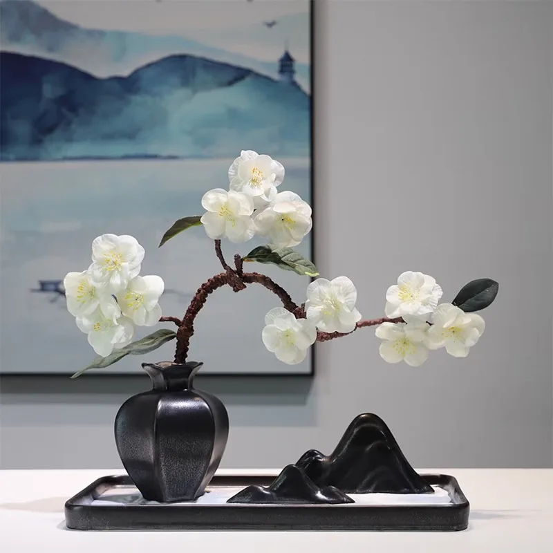 New Chinese ornaments, high-end new Chinese ceramic vases
New Chinese ornaments, high-end new Chinese ceramic vases