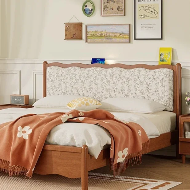 Nordic French Vintage Style Solid Rubberwood Wood Bed with Bedside Storage Space For Bedroom
Nordic French Vintage Style Solid Rubberwood Wood Bed with Bedside Storage Space For Bedroom