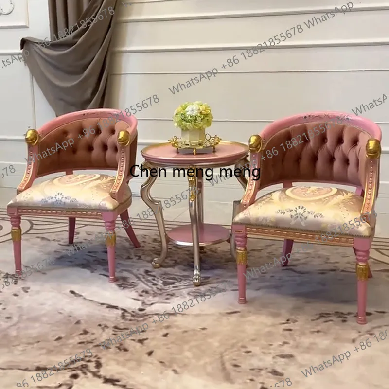 Французский романтический ретро-диван, круглый, в стиле европейской виллы, из массива дерева, с резьбой и цветочным орнаментом, в стиле лёгкой роскоши, современное кресло для одного человека.
Французский романтический ретро-диван, круглый, в стиле европейской виллы, из массива дерева, с резьбой и цветочным орнаментом, в стиле лёгкой роскоши, современное кресло для одного человека.