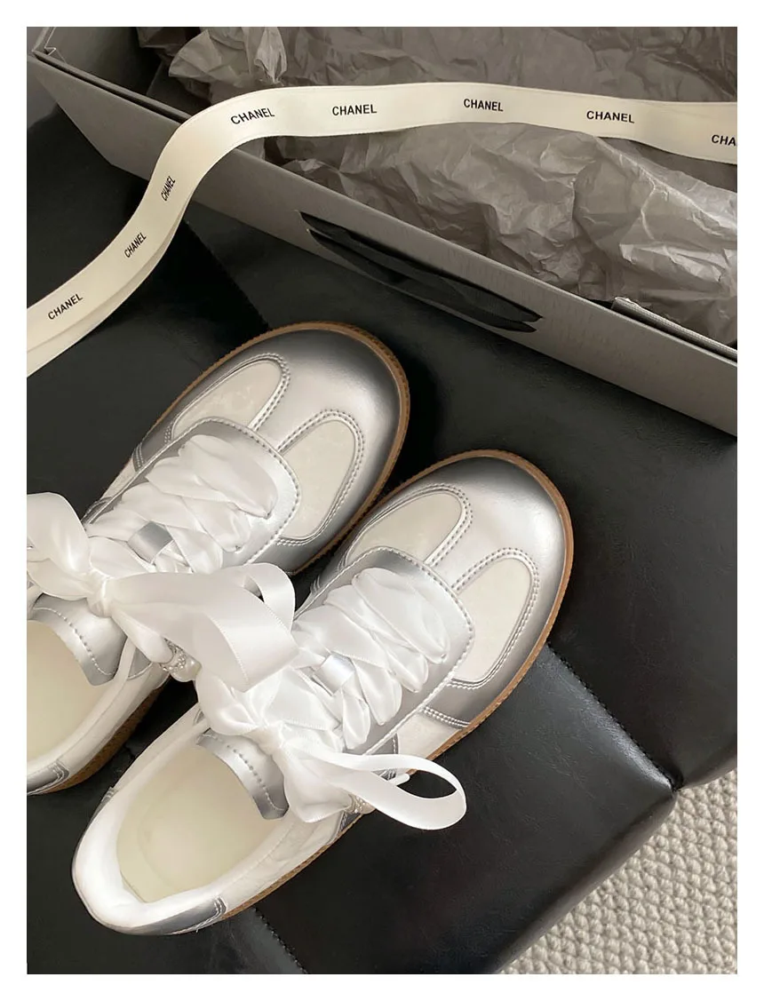 Women Sneakers New Bow Women's Casual Shoes Ballet Women's Board Shoes with Pearl Little White Shoes Drop Shipping
Women Sneakers New Bow Women's Casual Shoes Ballet Women's Board Shoes with Pearl Little White Shoes Drop Shipping
