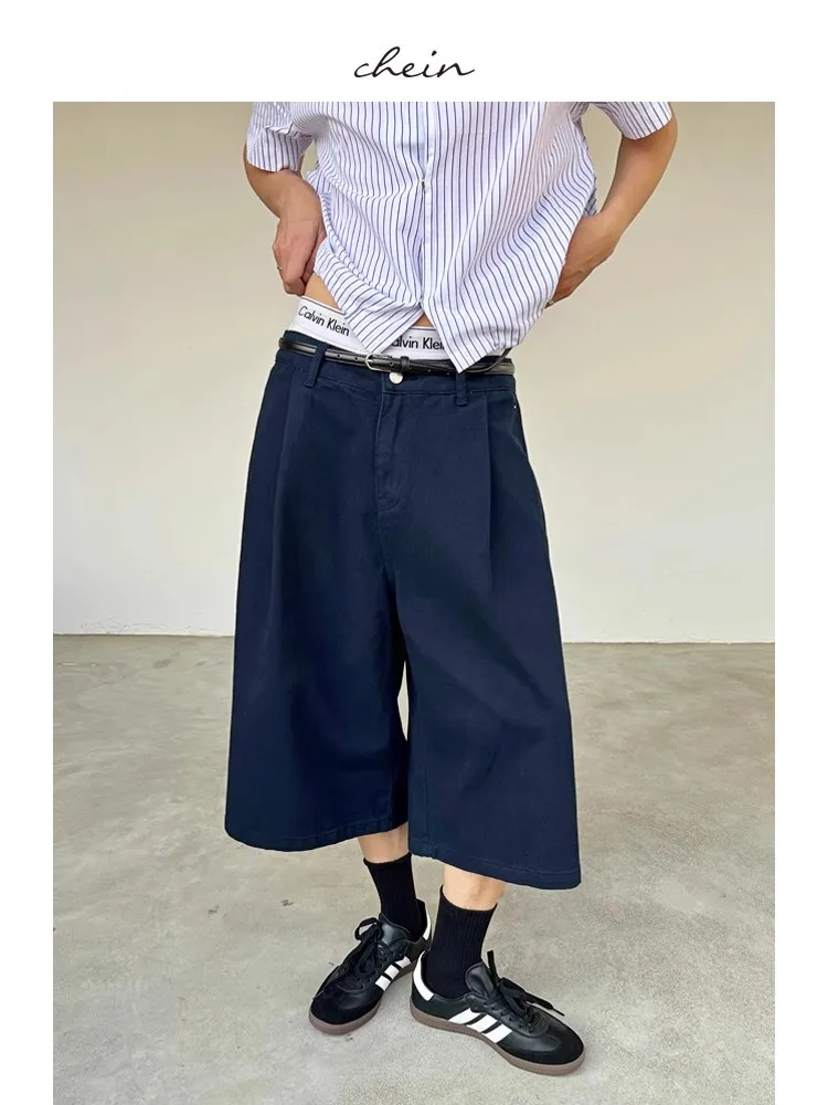 Mauroicardi весна-лето повседневный синий мягкие прямые шорты для мужчин свободные корейская мода элегантная роскошная дизайнерская одежда 2025
Mauroicardi весна-лето повседневный синий мягкие прямые шорты для мужчин свободные корейская мода элегантная роскошная дизайнерская одежда 2025