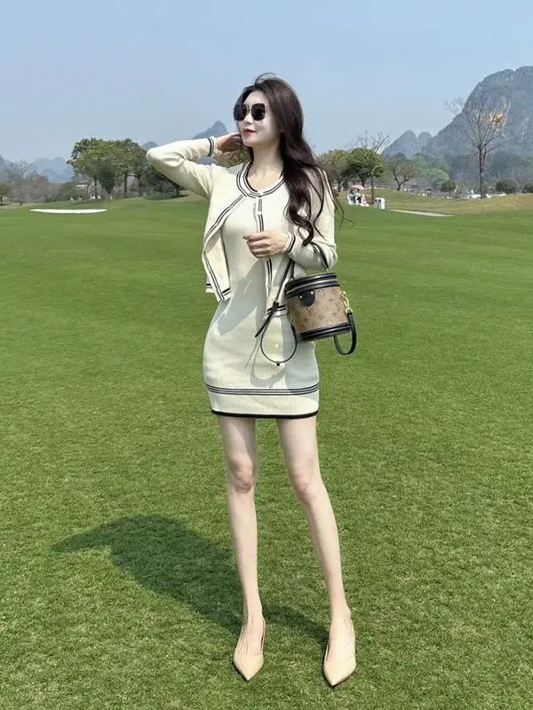 Fashionable Knitted Set Women's Short Skirt Cardigan New Style Vest Dress Bodycon Vest Two-Piece Set Breathable Medium Thickness
Fashionable Knitted Set Women's Short Skirt Cardigan New Style Vest Dress Bodycon Vest Two-Piece Set Breathable Medium Thickness
