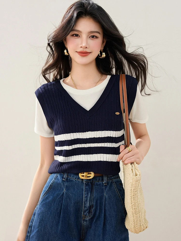 Design Sense Niche O-neck Striped T-shirt Women Summer New Fake Two-Piece Short Sleeve T-Shirt Fashion Casual Tops 
Design Sense Niche O-neck Striped T-shirt Women Summer New Fake Two-Piece Short Sleeve T-Shirt Fashion Casual Tops