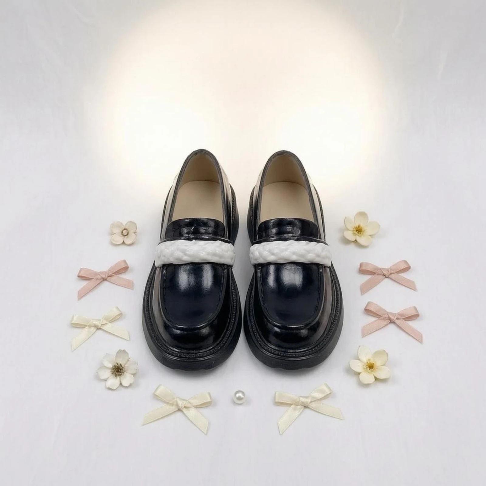 Low-Cut Slip-on Doll Shoes Glossy 1/6 Scale Doll Shoes Toy Accessory Molded Upper Small Heel for Dress-Up
Low-Cut Slip-on Doll Shoes Glossy 1/6 Scale Doll Shoes Toy Accessory Molded Upper Small Heel for Dress-Up