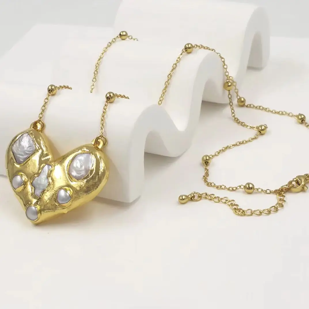 WT-JN381 Exquisite Trendy Heartshape With Freshwater Pearl Paved In 18k Gold Plated Pendants Connector Fine Necklace Gifts
WT-JN381 Exquisite Trendy Heartshape With Freshwater Pearl Paved In 18k Gold Plated Pendants Connector Fine Necklace Gifts