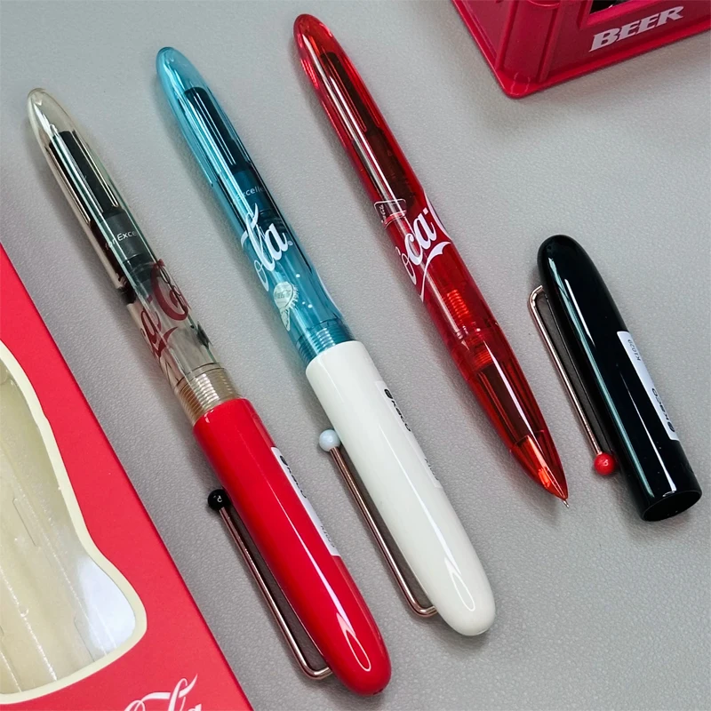 Coca-Cola креативная перьевая ручка Kaco в стиле ретро EF Fine Point для каллиграфии, ручка для письма, бизнес-офис, школьные канцелярские принадлежности
Coca-Cola креативная перьевая ручка Kaco в стиле ретро EF Fine Point для каллиграфии, ручка для письма, бизнес-офис, школьные канцелярские принадлежности