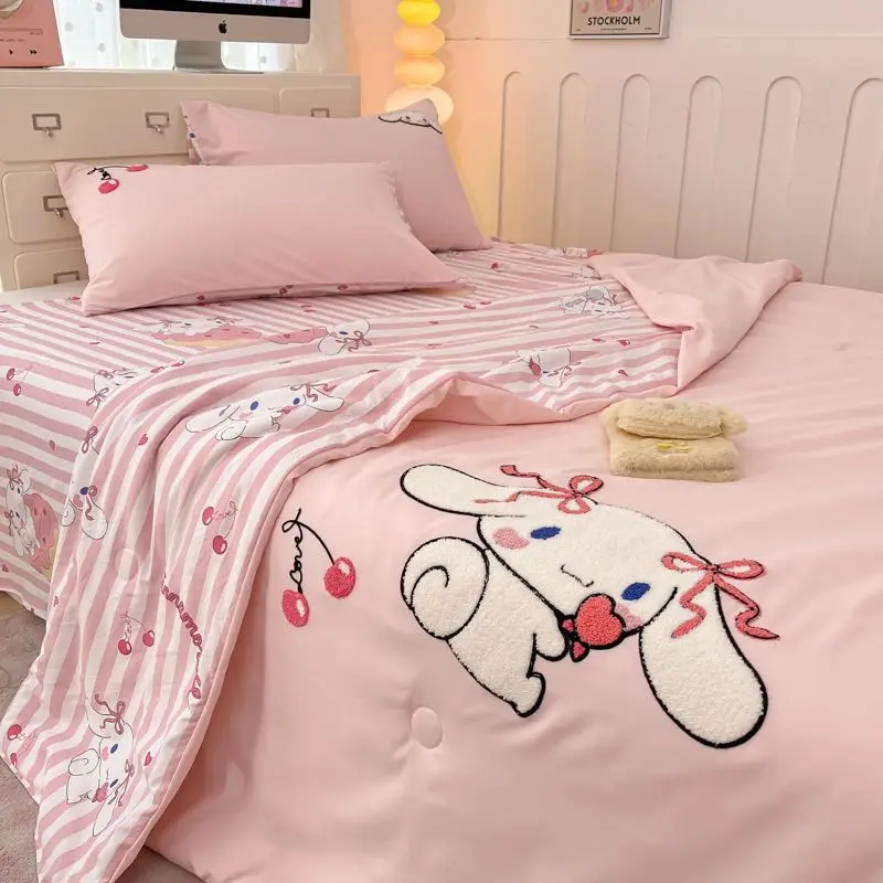 Sanrio Hello Kitty Cartoon Cute Cool Summer Quilt Creative Kawaii Home Embroidery Machine Washable Air Conditioning Blanket Gift
Sanrio Hello Kitty Cartoon Cute Cool Summer Quilt Creative Kawaii Home Embroidery Machine Washable Air Conditioning Blanket Gift