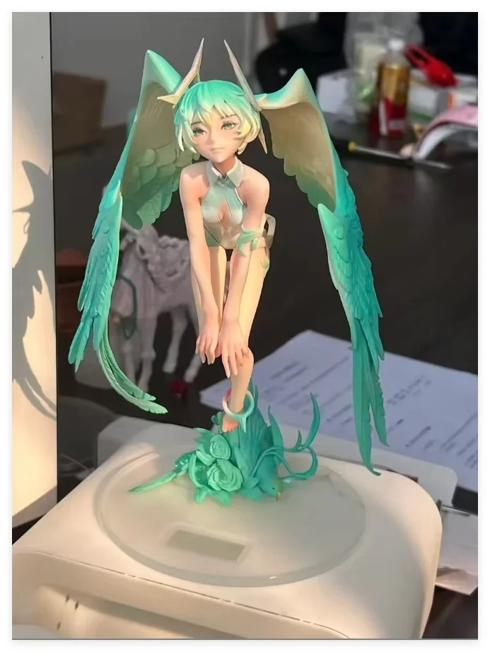 Hatsune Miku Aurora Wing Cage Ver One Sixth Pvc Action Figure Japanese Anime Collectible Model Doll Desktop Display Gift For Fan
Hatsune Miku Aurora Wing Cage Ver One Sixth Pvc Action Figure Japanese Anime Collectible Model Doll Desktop Display Gift For Fan