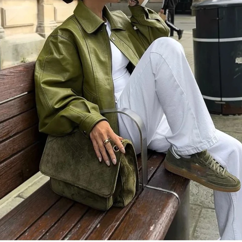 2025 Autumn and Winter Women's Jacket Personality Street Retro Green Lapel Leather Jacket Coat
2025 Autumn and Winter Women's Jacket Personality Street Retro Green Lapel Leather Jacket Coat