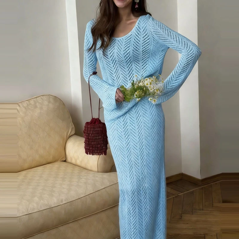 Women Fashion Hollow Out Beach Outfit Leisure O-neck Long Sleeved Top + Skirt Spring Set Simple Solid Color Knitted Holiday Suit
Women Fashion Hollow Out Beach Outfit Leisure O-neck Long Sleeved Top + Skirt Spring Set Simple Solid Color Knitted Holiday Suit
