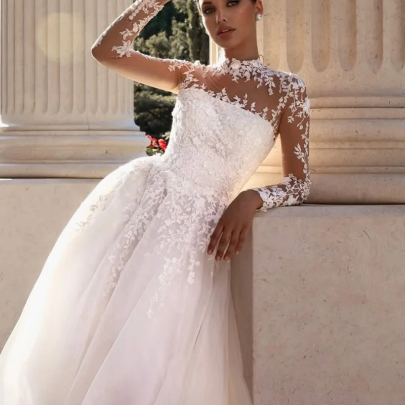 Customized White Ball Gown Royal Wedding Dresses Long tail Lace applique fishtail Tull long sleeves Made Robe De
Customized White Ball Gown Royal Wedding Dresses Long tail Lace applique fishtail Tull long sleeves Made Robe De