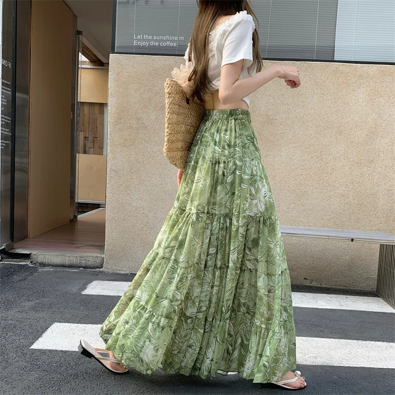 Retro Green Floral Chiffon Half Skirt Women's Thin High Waist Midi Skirt Draping Elegant Slimming Maxi Skirt A-Line Skirt
Retro Green Floral Chiffon Half Skirt Women's Thin High Waist Midi Skirt Draping Elegant Slimming Maxi Skirt A-Line Skirt