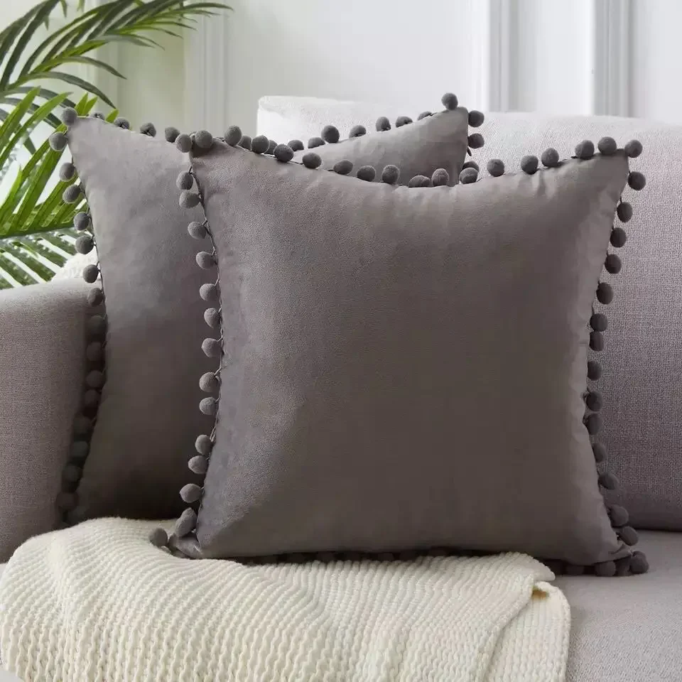 Pillow Case 2pcs 45x45 Solid Velvet Soft Candy Color Pillow Covers with Ball for Sofa Home Living Room Modern Style All-match
Pillow Case 2pcs 45x45 Solid Velvet Soft Candy Color Pillow Covers with Ball for Sofa Home Living Room Modern Style All-match