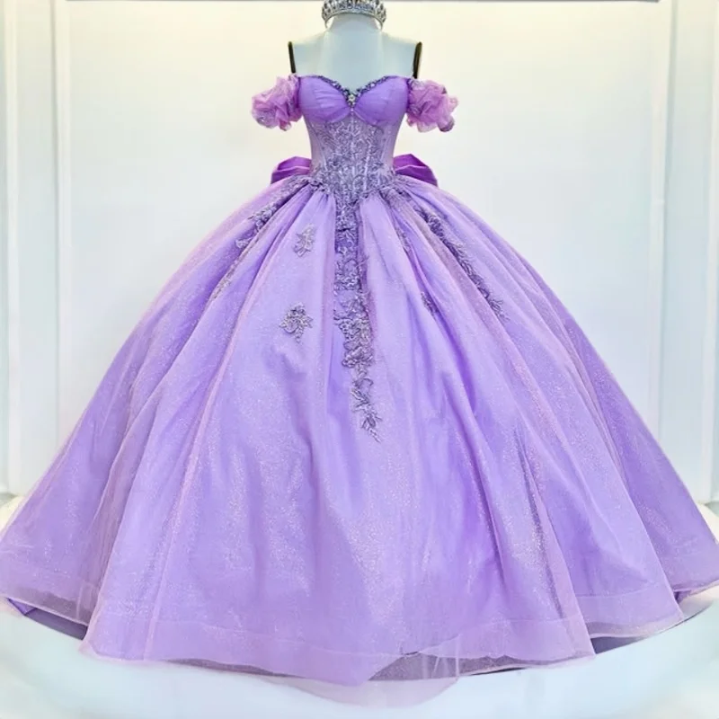 Customized Shiny Lavender Purple Off Shoulder Quinceanera Dress applique crystal Tull Beadwork Bow vestidos de 15 Quinceanera
Customized Shiny Lavender Purple Off Shoulder Quinceanera Dress applique crystal Tull Beadwork Bow vestidos de 15 Quinceanera 