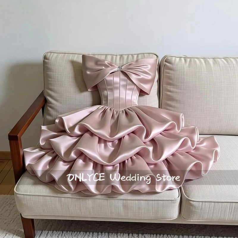 Tiered Off Shoulder Graduation Dress Elegant Satin Homecoming Dresses For Teens Sweet 15 16 Short Wedding Prom Dress Customized
Tiered Off Shoulder Graduation Dress Elegant Satin Homecoming Dresses For Teens Sweet 15 16 Short Wedding Prom Dress Customized