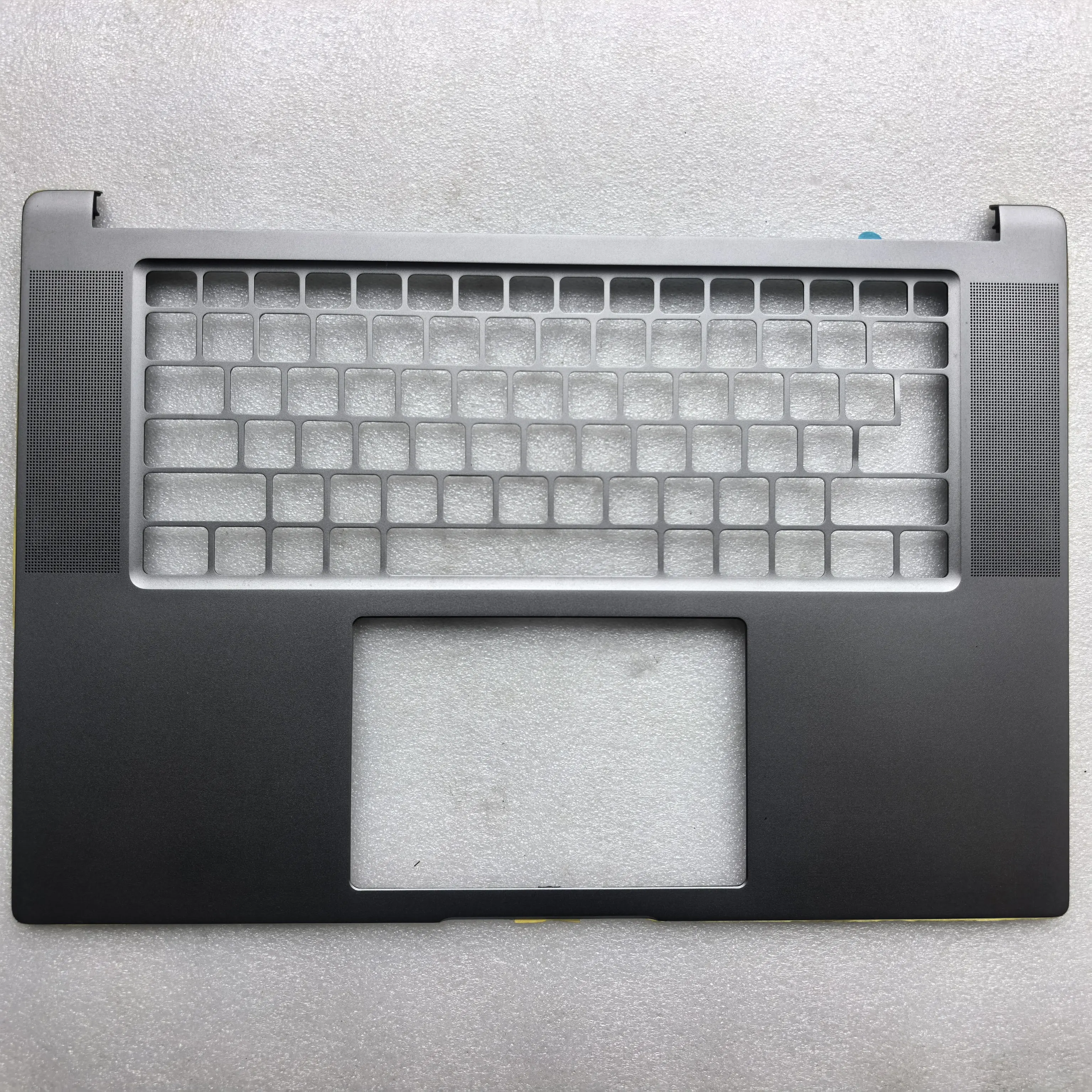 New laptop upper case cover palmrest for Dell Latitude 7650 E7650 099H3K with SIM
New laptop upper case cover palmrest for Dell Latitude 7650 E7650 099H3K with SIM