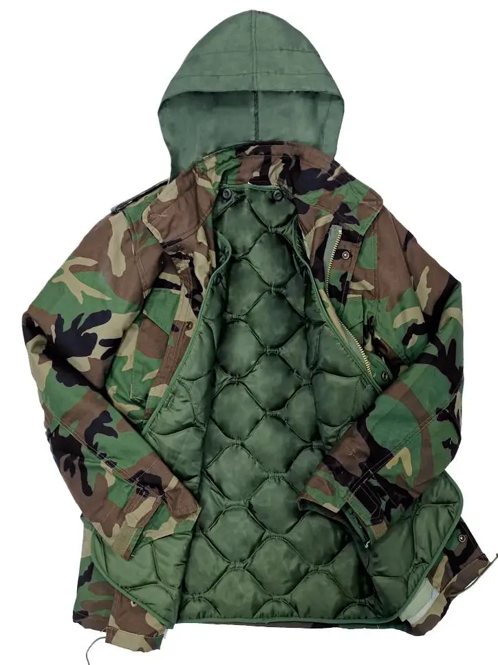 US Military Outdoor Camouflage M65 Jaet Men's Winter Cold Resistance Warm Cotton Coat Windproof Wear Resistant Thermal Camo...
US Military Outdoor Camouflage M65 Jaet Men's Winter Cold Resistance Warm Cotton Coat Windproof Wear Resistant Thermal Camo...